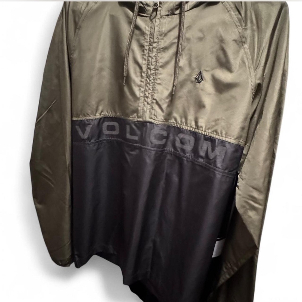Volcom Men's Olive and Black Windbreaker